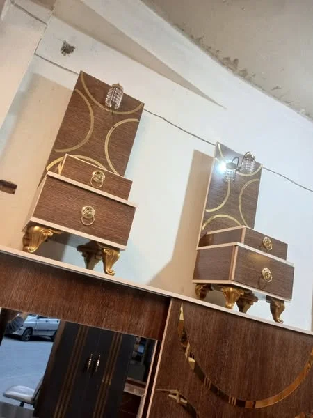 من مفروشات. سيدار 