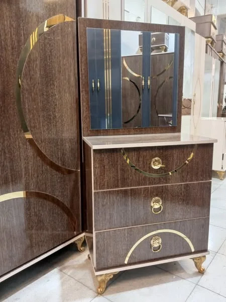 من مفروشات. سيدار 
