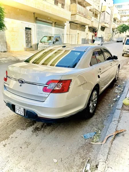 فورد توروس أكمل وصف عداد 119 الف 